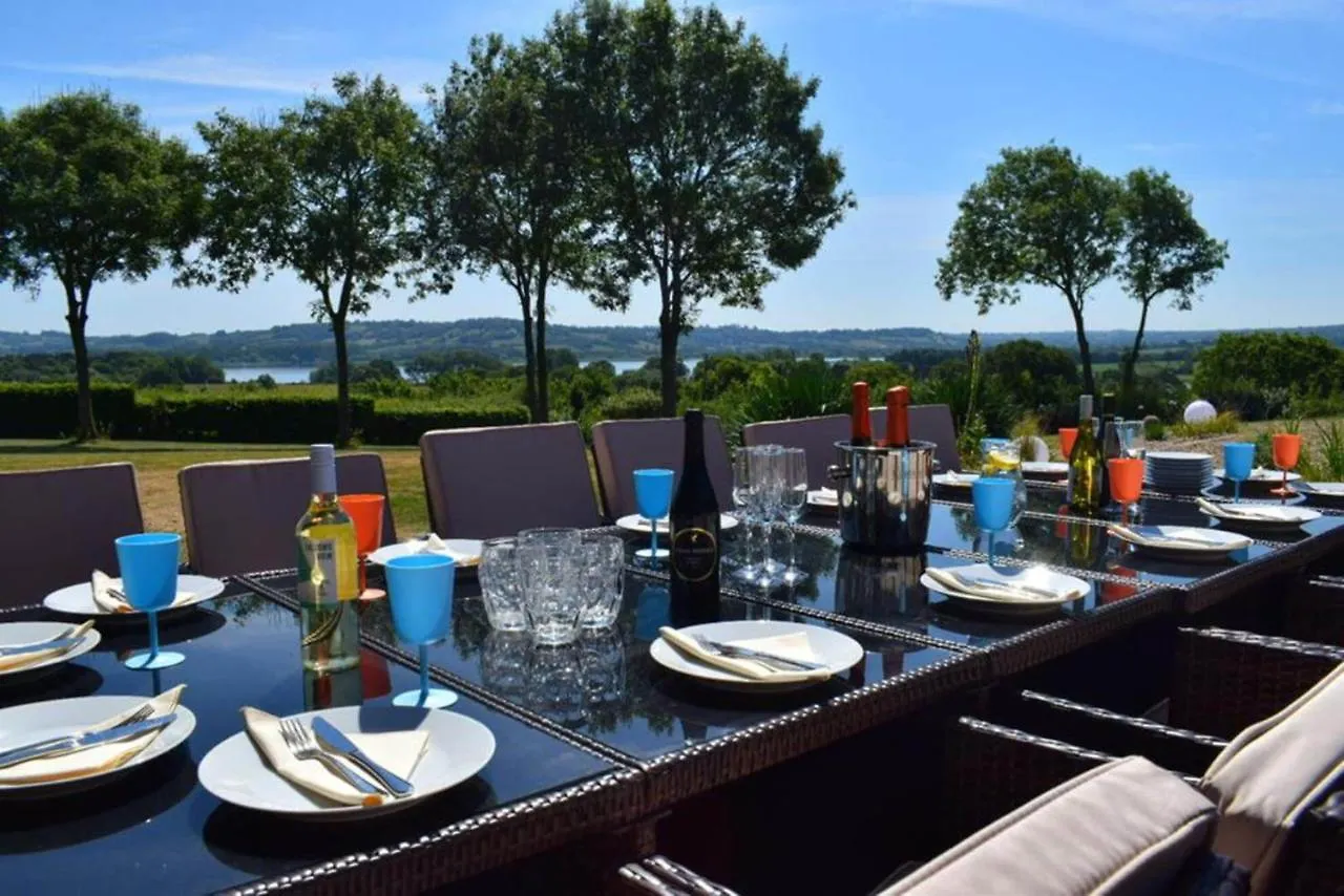 Kingsley Lake View Chew Stoke Holiday home